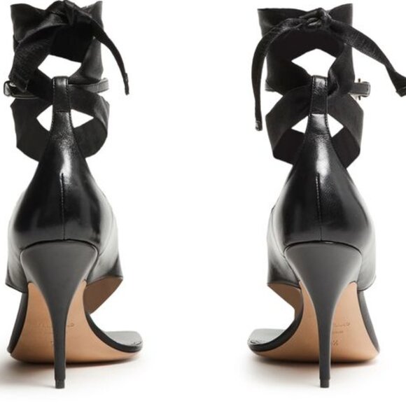 FERRAGAMO LEATHER BLACK LELIU 95 MM RIBBON ANKLE-WRAP THONG SANDALS SIZE 7C NIB - Picture 3 of 5